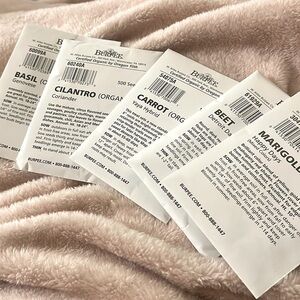 Burpee seeds sealed Bundle of seeds
